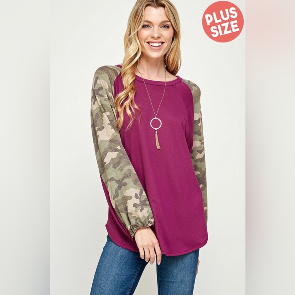645 ❤️ 1X PLUS SIZE CAMO CONTRAST BUBBLE SLEEVE KNIT TOP- MAGENTA